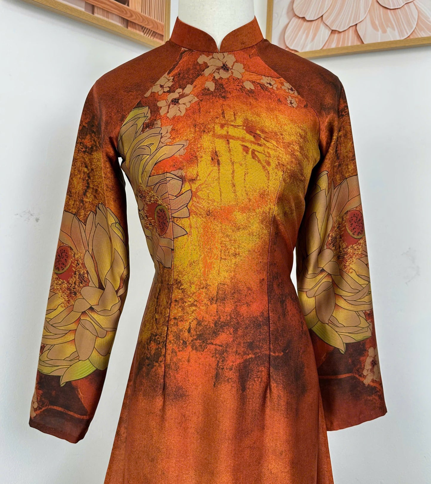 K14 Áo only no pants - Áo dài dáng truyền thống chiết li eo in hoa sen