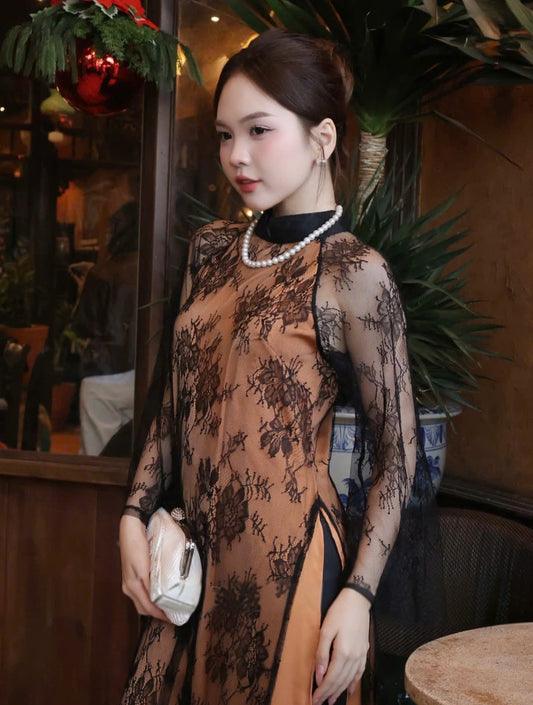 R65 5053 Áo only no pants - Áo dài dáng suông ren 4 tà lót lụa vàng