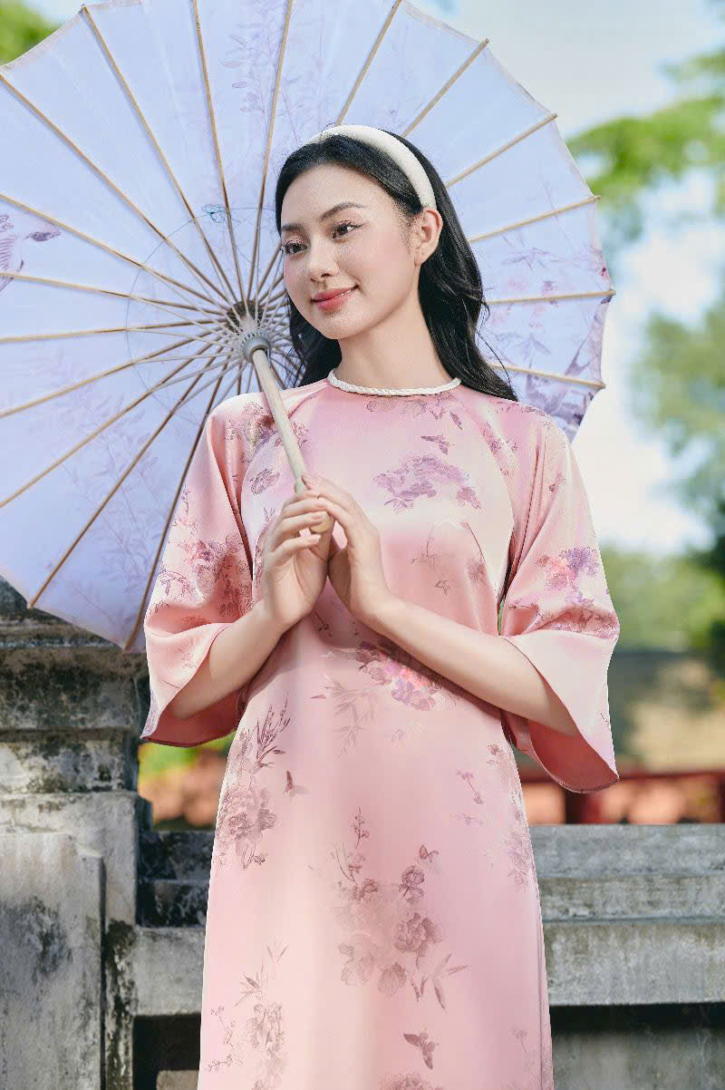 K51 5143 Áo only no pants - Áo dài dáng suông lụa gấm