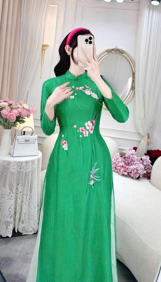 K43 5148 Áo only no pants - Áo dài dáng truyền thống tơ 4 tà thêu hoa màu xanh lá