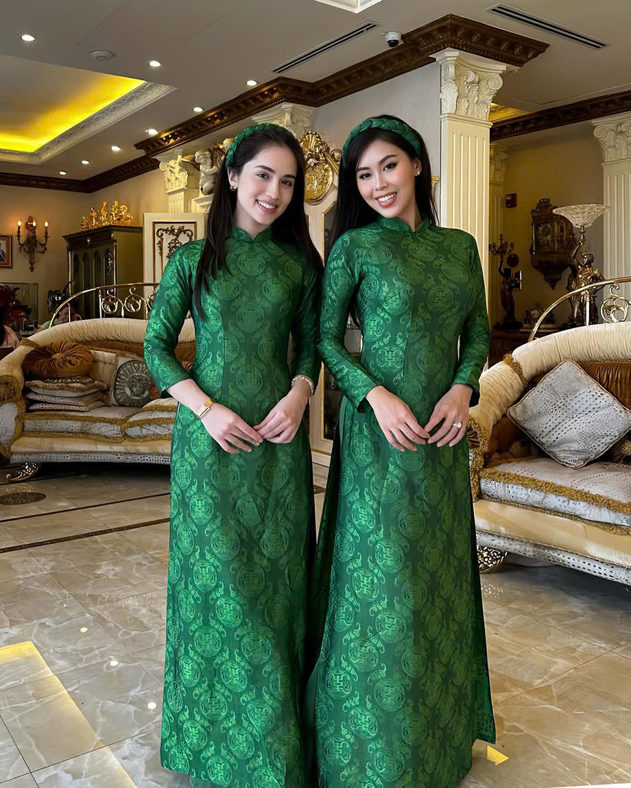 K102 Áo only no pants - Áo dài truyền thống chiết li eo lụa tằm ánh kim tencel màu xanh lá