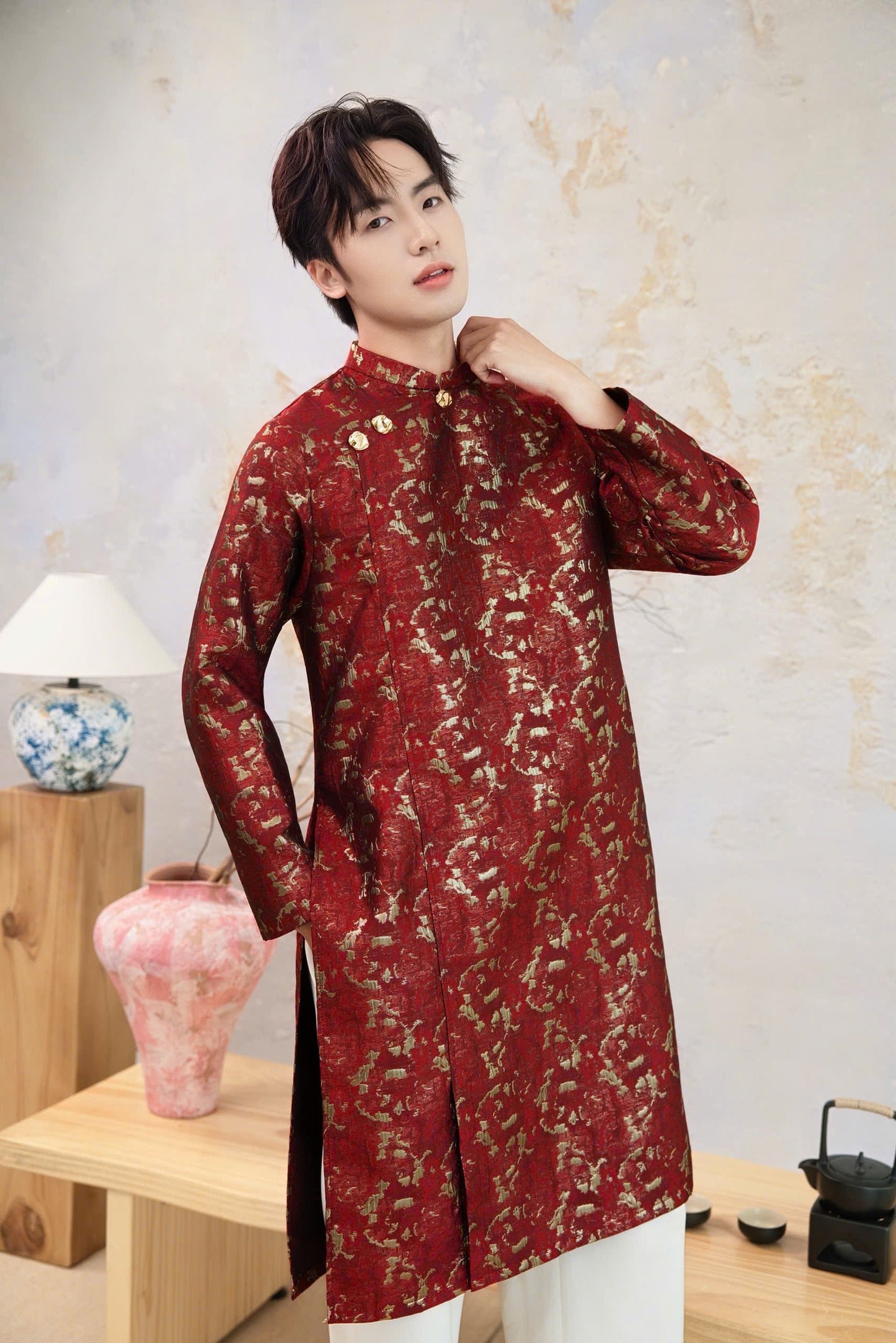 B207 - Áo dài nam gấm đỏ vân nổi