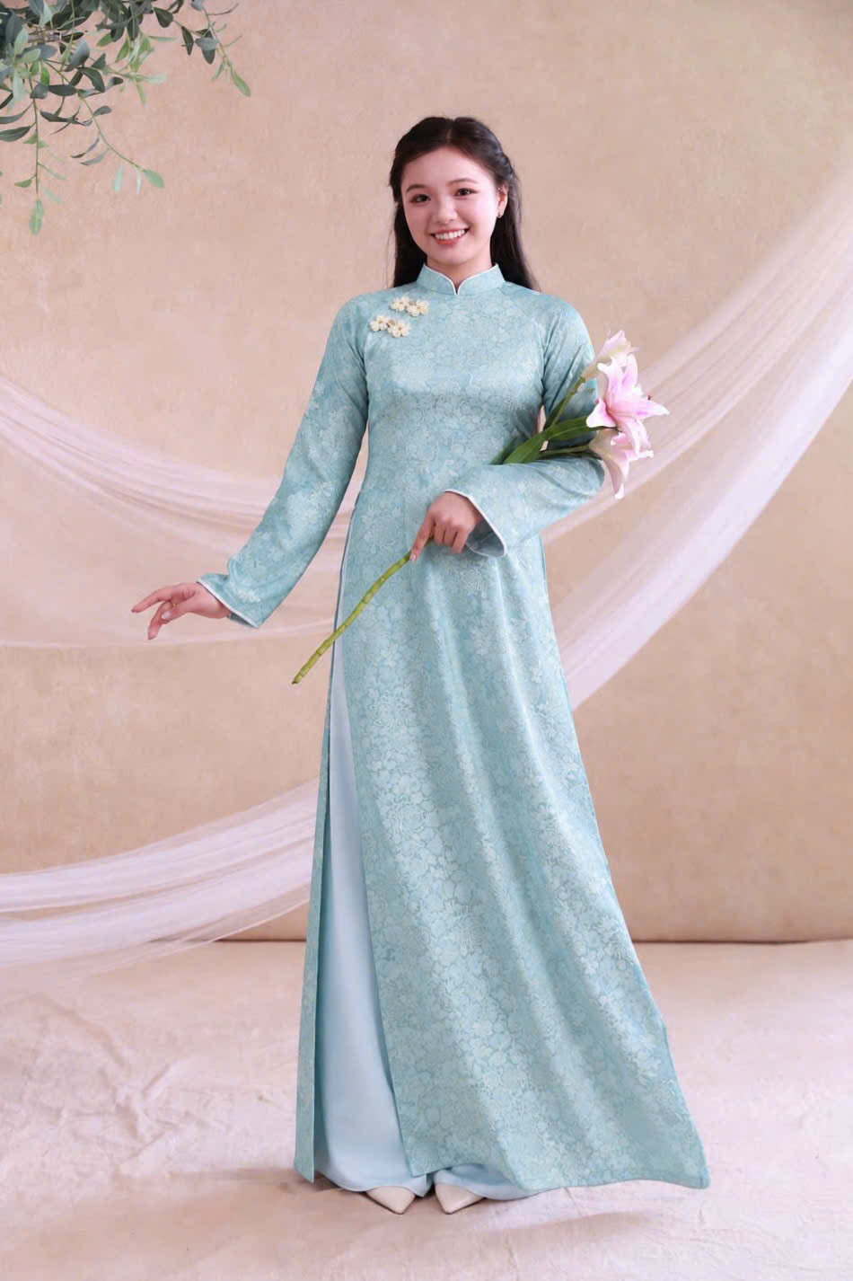 L73 6208 Áo only no pants - Áo dài chiết eo lụa gấm hoa cúc màu xanh blue