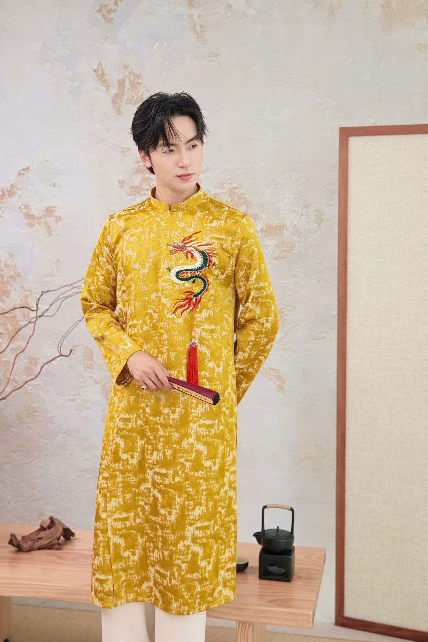 B233 6223 - Áo dài nam thêu màu vàng
