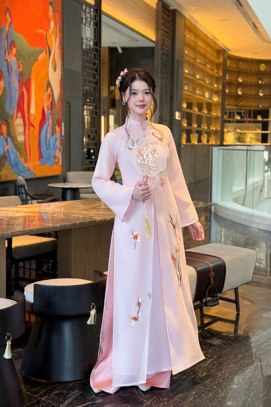K331 Áo + quần - Áo dài tứ thân 3 tà thêu màu hồng