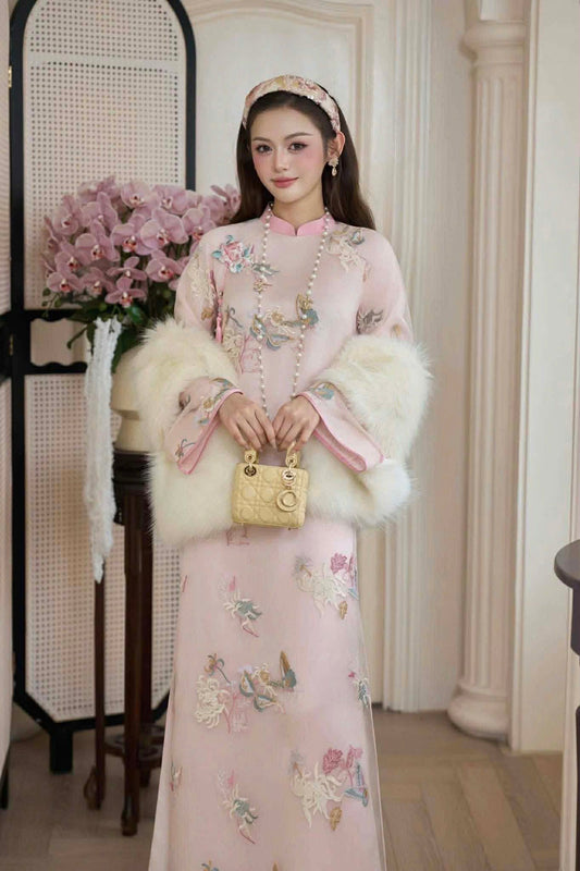 M532 Áo + quần lụa hồng - Áo dài tơ thêu 4 tà màu trắng kem