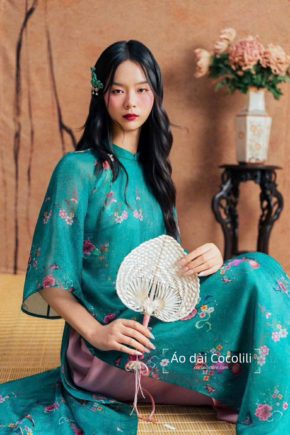 M350 Áo xanh lý + quần hồng - Áo dài tơ dáng suông 4 tà