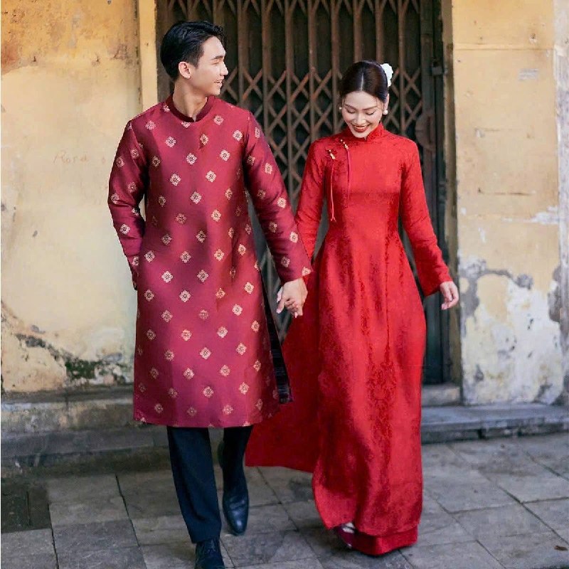 B228 - Áo nam gấm màu đỏ