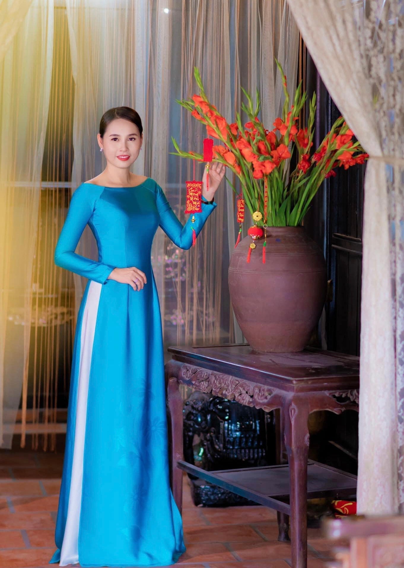 H753 4125 Áo only no pants - Áo dài lụa mã não 4D màu xanh thiên thanh