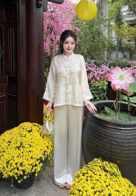 BB54 - Set bà ba lụa gấm màu trắng kem
