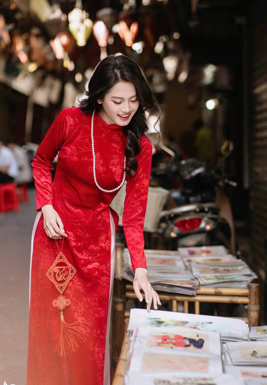 N67 Only áo - Áo nhung hoa văn thủy mặc màu đỏ tươi