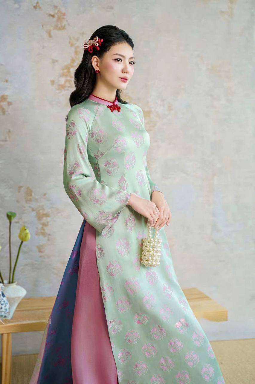 K244 Áo only no pants - Áo dài dáng truyền thống chiết eo 4 tà lụa tằm tam liên