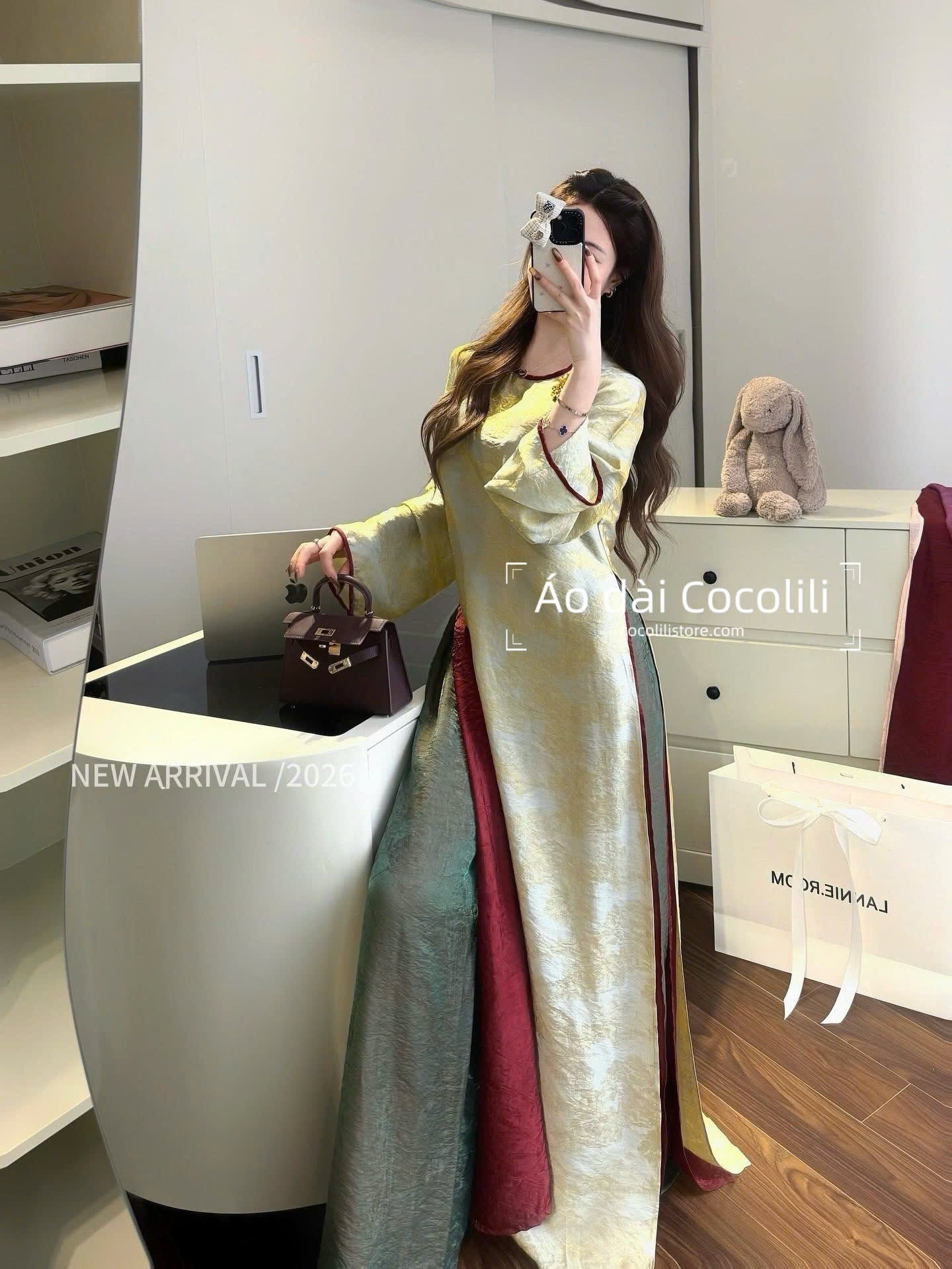 M360 2410 Áo + quần tằm - Áo dài dáng suông 4 tà lụa ánh kim tencel