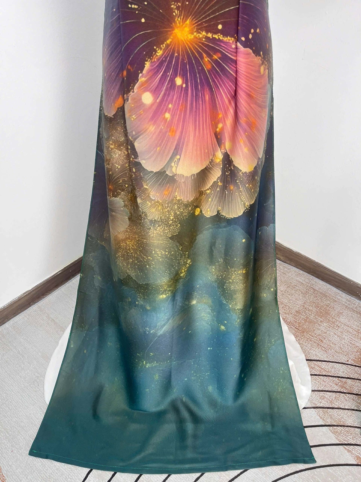 H489 1969 Áo only - Áo dài lụa ánh sao màu loang