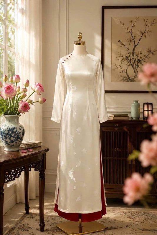K218 5751 Áo only no pants - Áo dài dáng truyền thống chiết li eo 2 tà lụa sen dạ cúc màu trắng kem