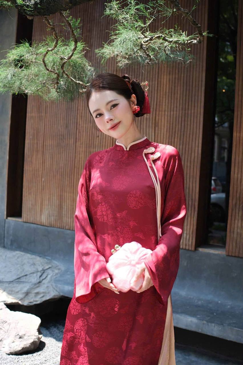 K175 Áo only no pants - Áo dài dáng suông 4 tà lụa tằm màu đỏ