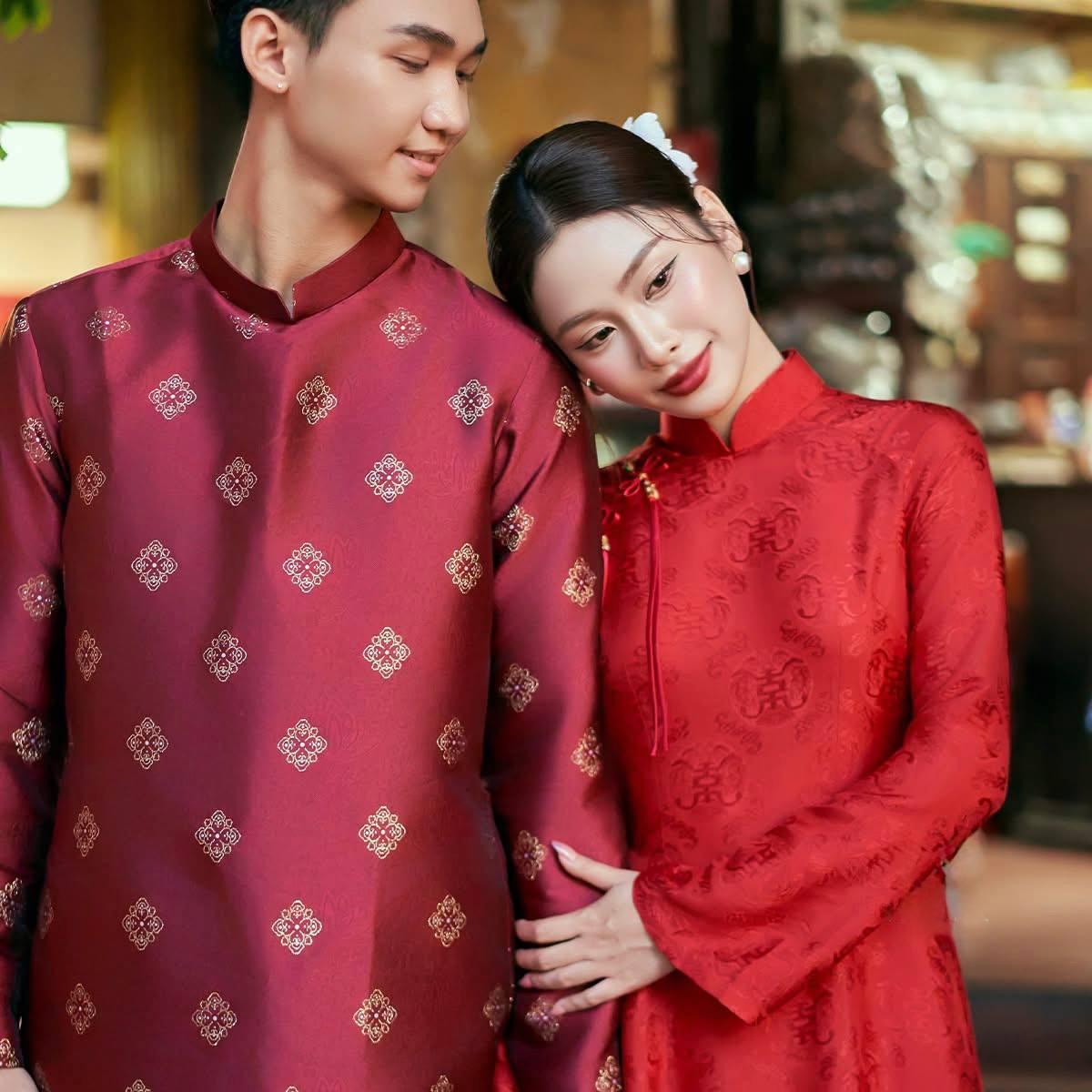 K277 Áo only no pants - Áo dài chiết eo lụa gấm thọ dơi màu đỏ