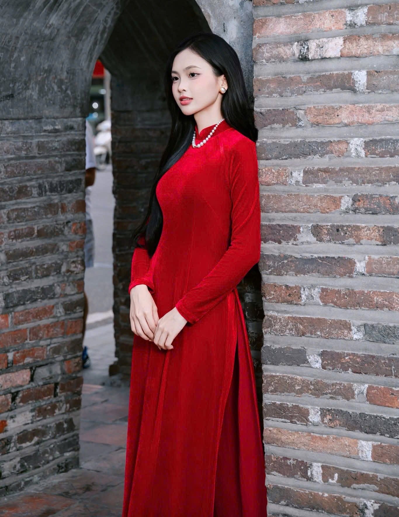 H447 1893 Áo only - Áo dài nhung màu đỏ tươi