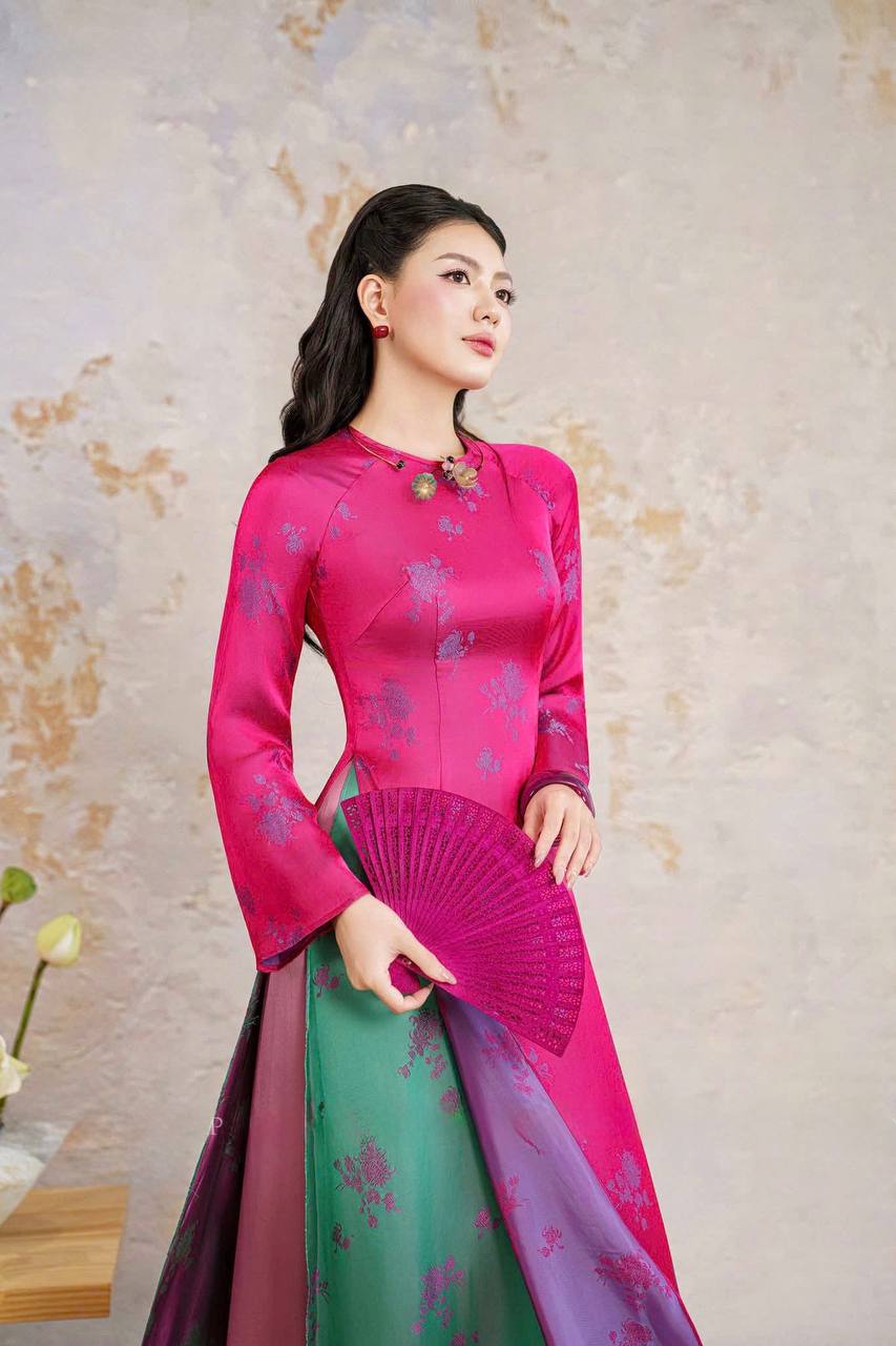 K254 Áo only no pants - Áo dài dáng truyền thống chiết eo 4 tà lụa tằm cúc màu hồng sen