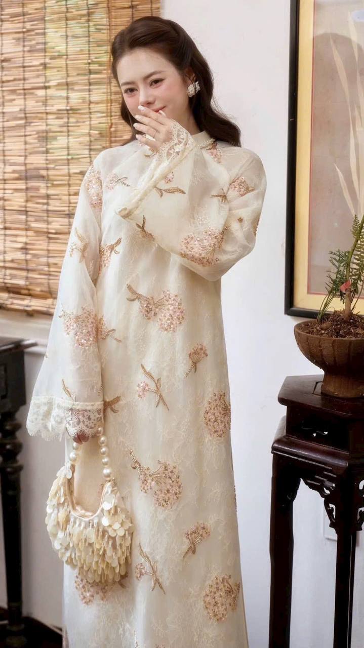 TN139 Áo + quần - Áo dài dáng suông 4 tà lót ren cao cấp