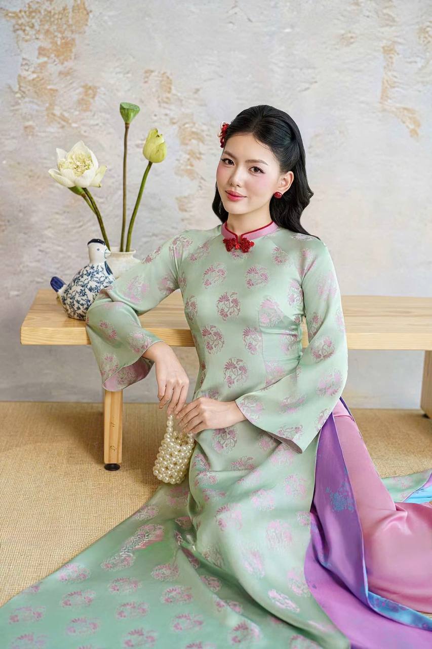 K244 Áo only no pants - Áo dài dáng truyền thống chiết eo 4 tà lụa tằm tam liên