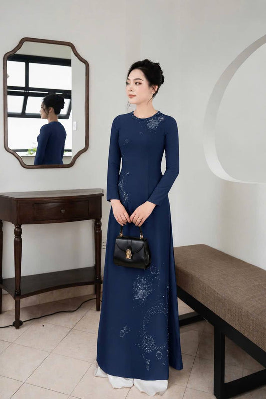 S374 5660 Áo only no pants - Áo dài dáng truyền thống chiết li eo lụa bảo ngọc đính kết