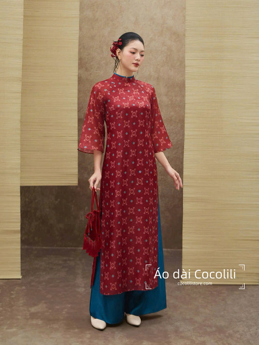 M347 Áo đỏ đậm + quần xanh dương - Áo dài tơ dáng suông 4 tà