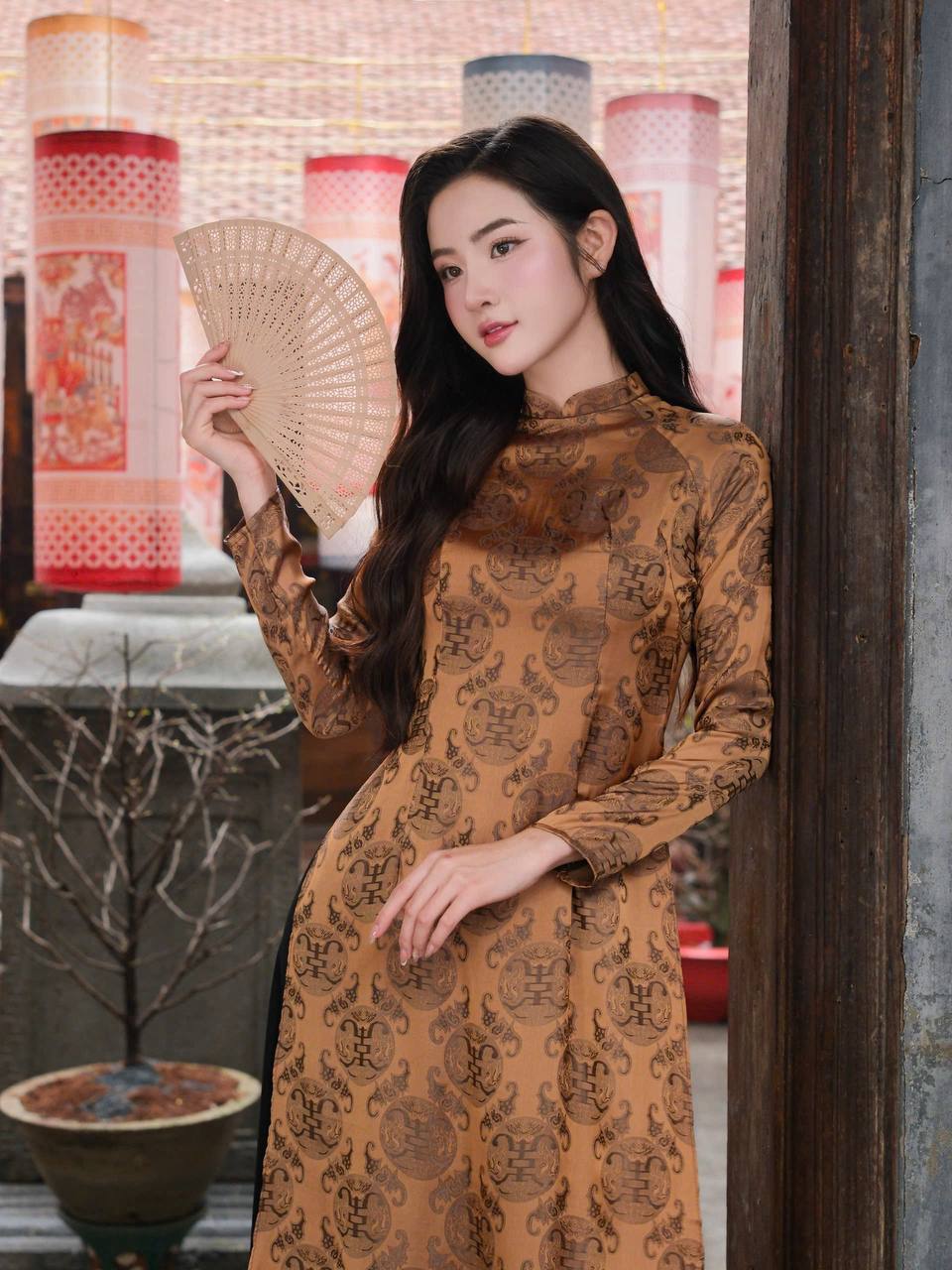 K150 Áo only no pants - Áo dài dáng truyền thống chiết li eo lụa gấm thọ dơi màu nâu