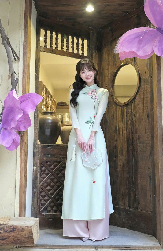 M225 Áo only - Áo dài tơ xanh thêu Diệp Thanh