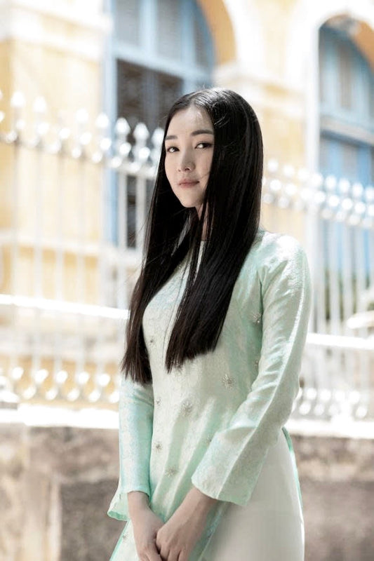 H101 - Áo dài Lụa hoa trà xanh ngọc đính đá