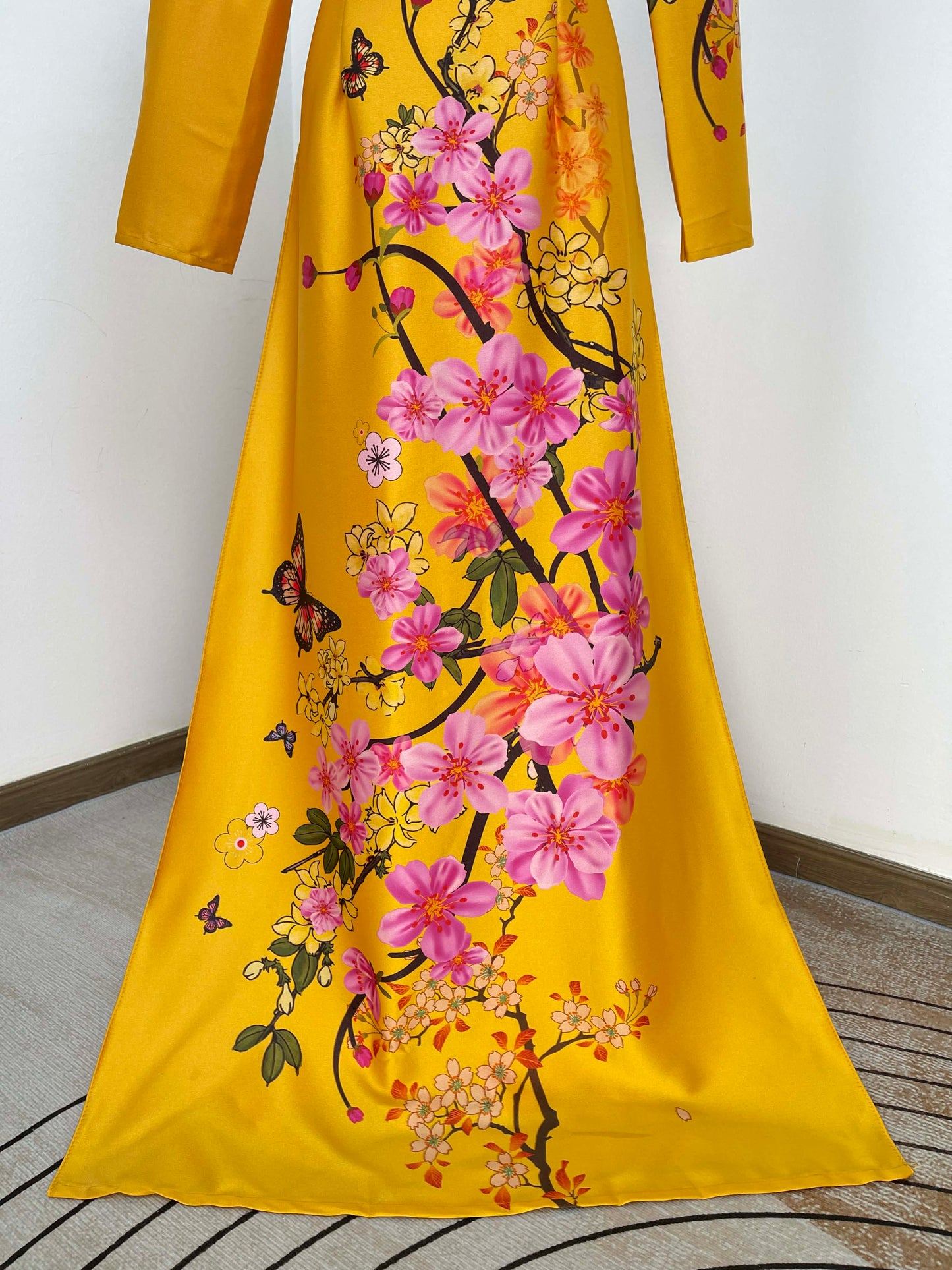 H428 1774 Áo only - Áo dài lụa kim sa phú quý màu vàng