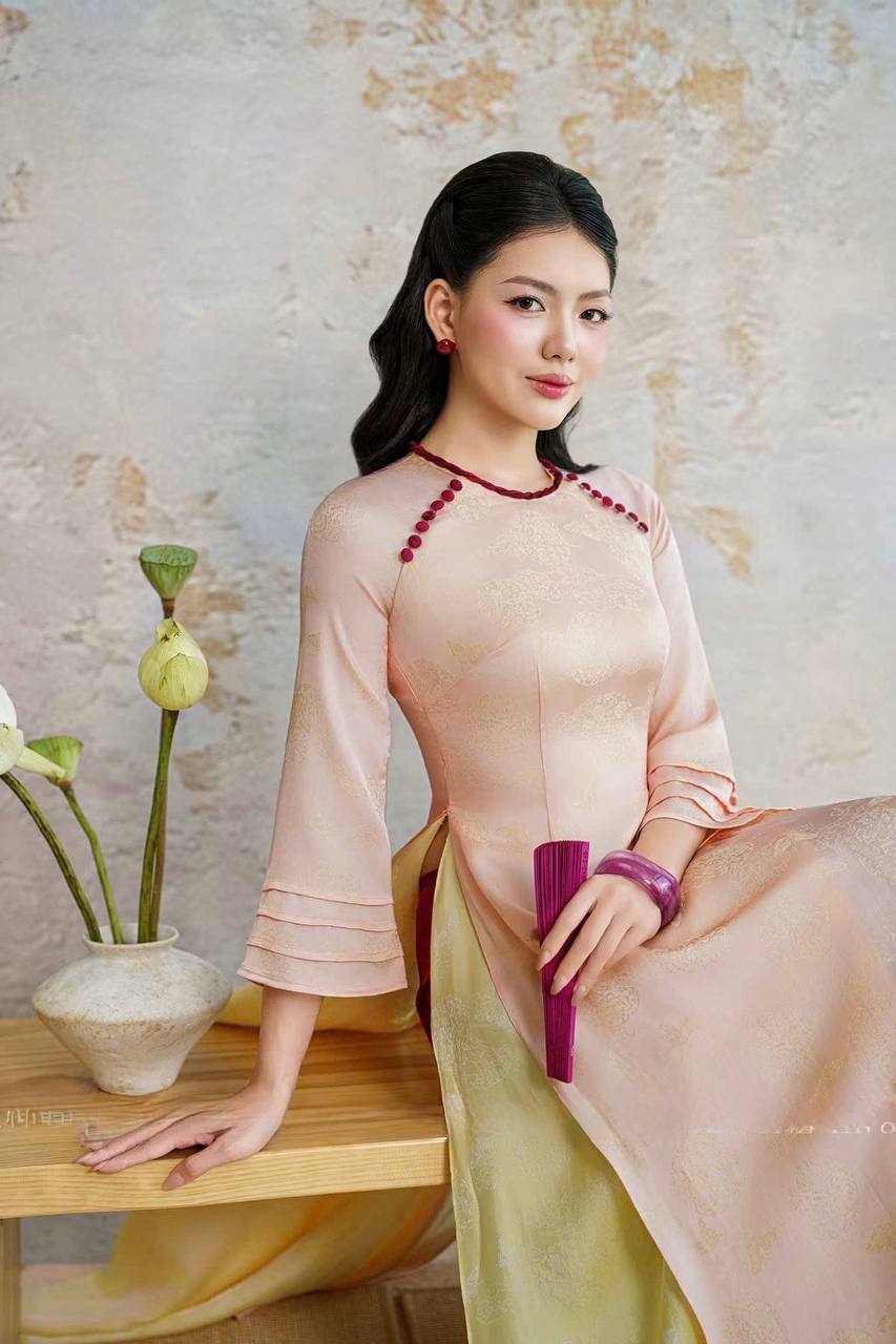 K252 Áo only no pants - Áo dài dáng truyền thống chiết eo 4 tà lụa tằm