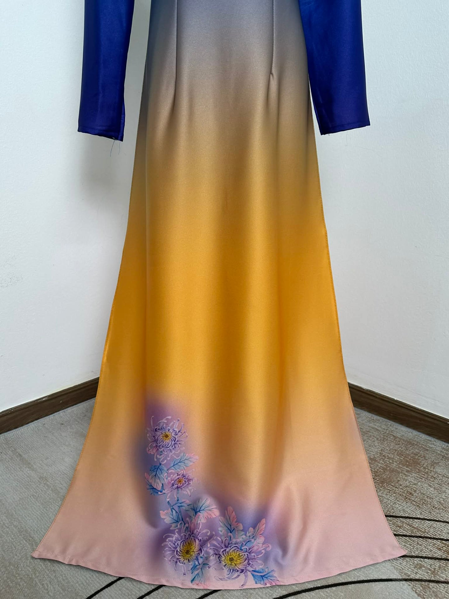 H553 3617 Áo only no pants - Áo dài lụa ánh sao thiết kế