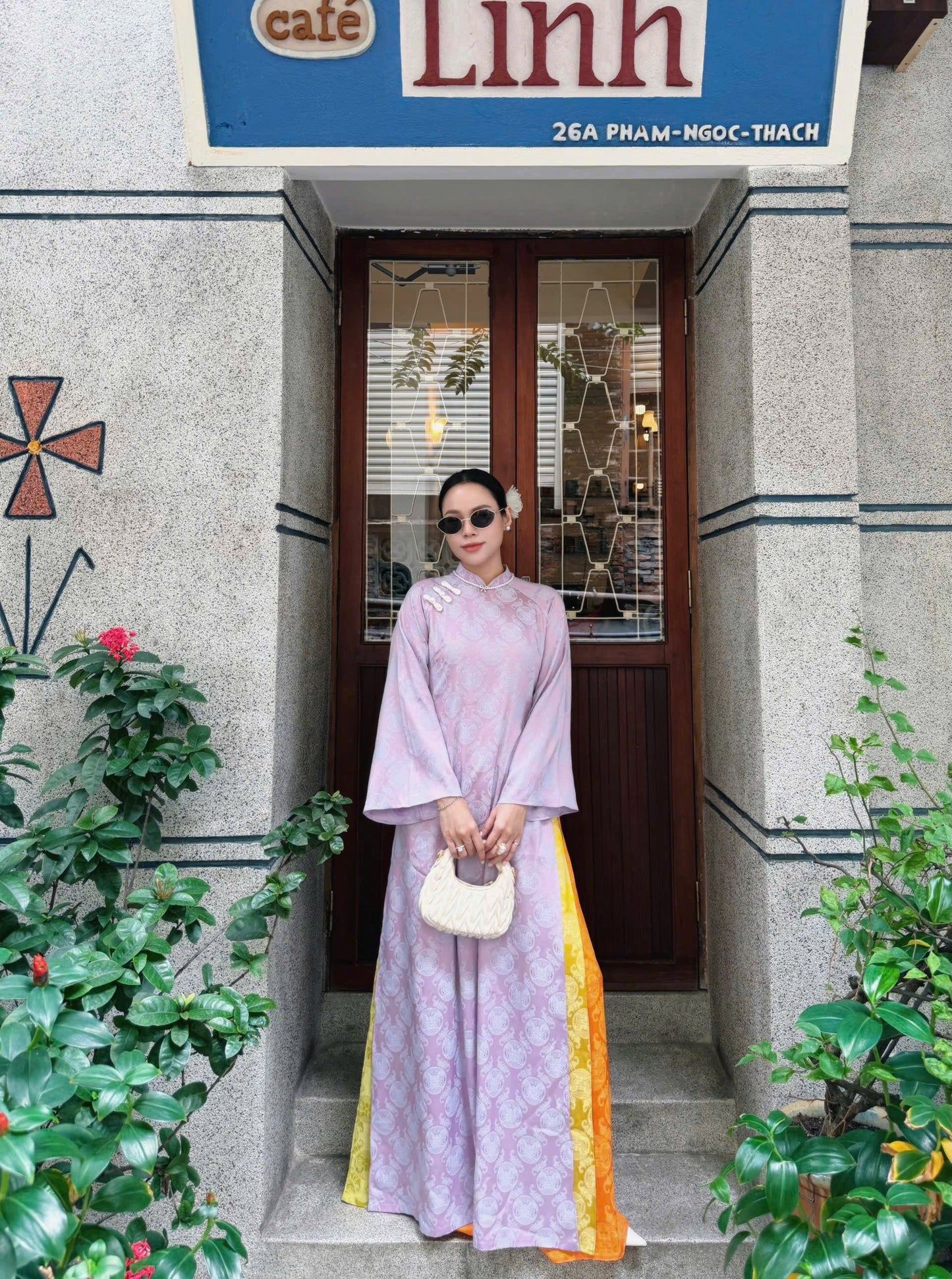 M259 2081 Áo + quần - Áo dài dáng suông 4 tà gấm thọ dơi kèm quần cùng chất