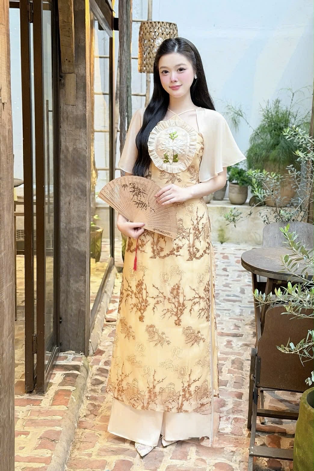 Áo dài nữ có sẵn