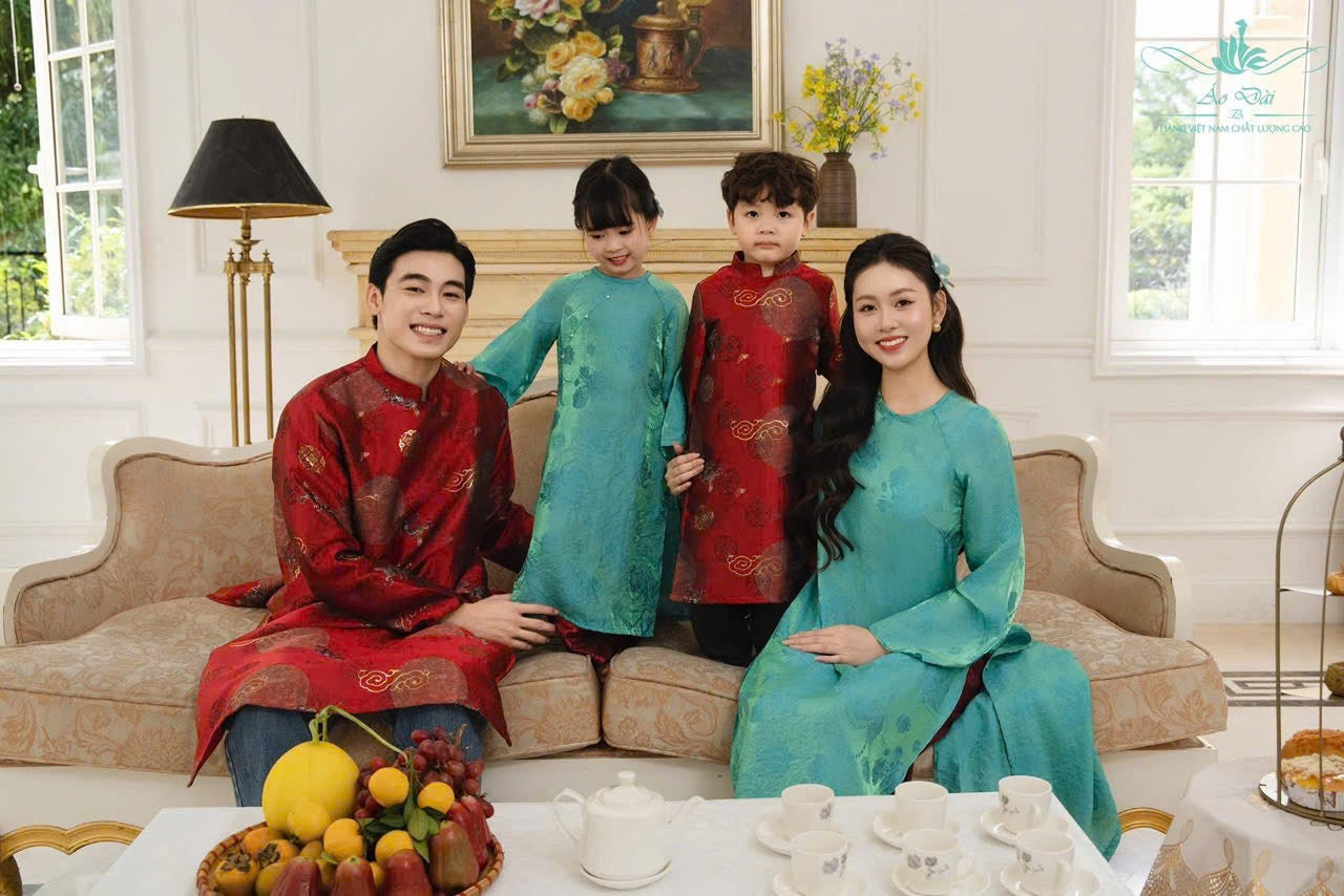 B113 1736 Áo only - Áo dài bố gấm hoa đỏ