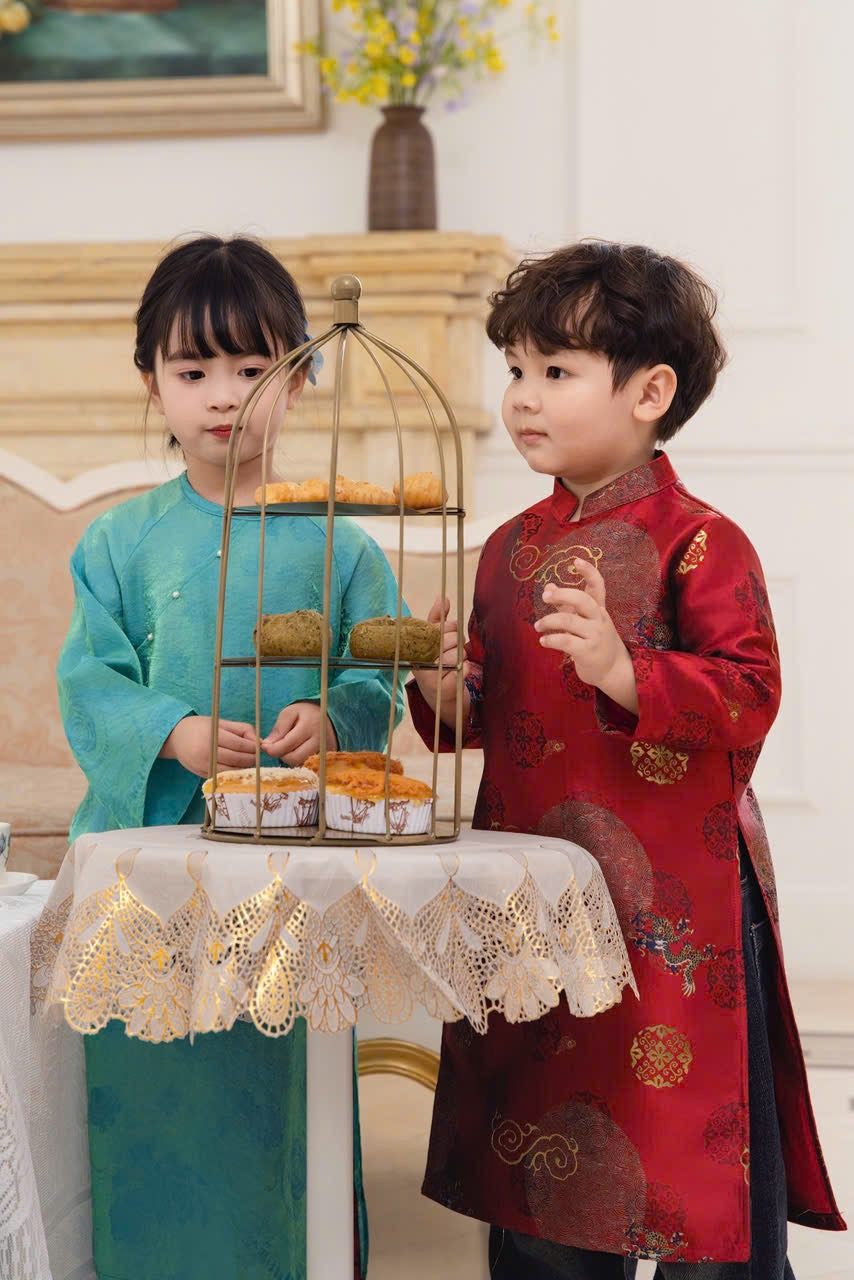 B113 1736 Áo only - Áo dài bố gấm hoa đỏ