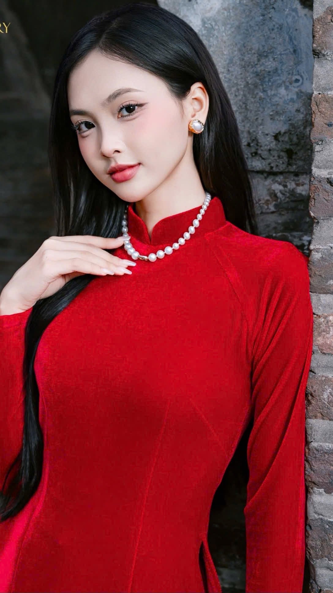 H447 1893 Áo only - Áo dài nhung màu đỏ tươi