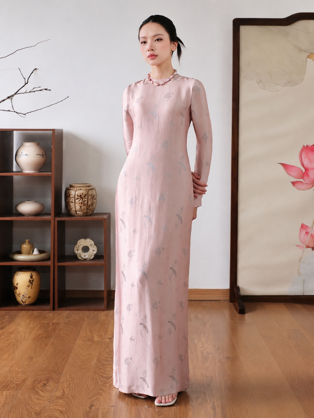 V20 4480 - Đầm lụa nha xá tay dài màu hồng