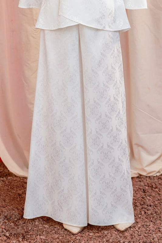 2222 Quần tằm ánh kim tencel