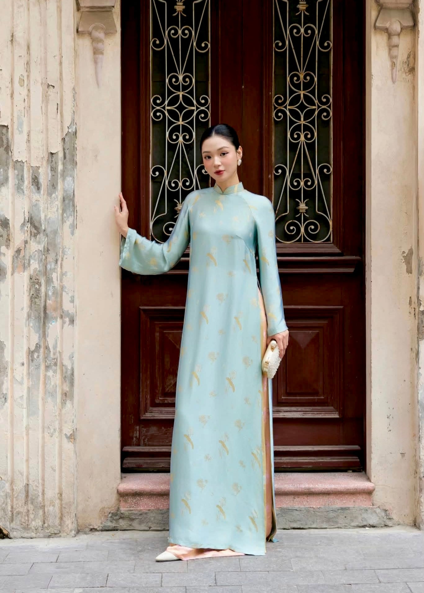 K71 5196 Áo only no pants - Áo dài dáng suông lụa tằm sen dạ cúc
