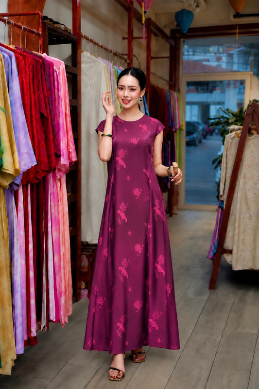 V103 6075 - Đầm dài tay hến lụa sen dạ cúc màu tím cẩm có túi có xẻ sau