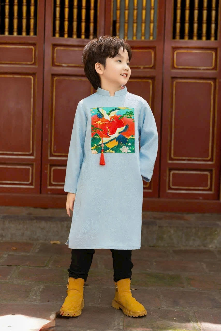 BT116 - Áo dài bé trai lụa gấm thêu màu xanh baby blue