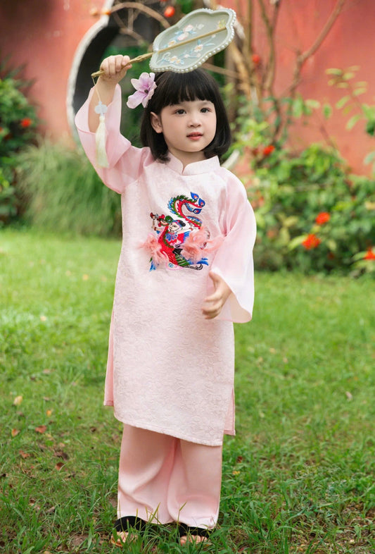 BG163 Áo + quần - Áo dài bé gái gấm nổi thêu màu hồng phấn