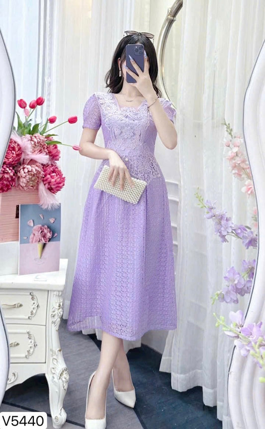 Dress V5440