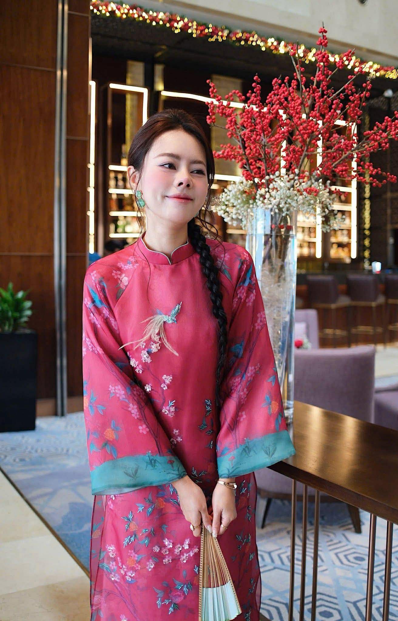 B1301 M339 - Cặp áo dài nam nữ