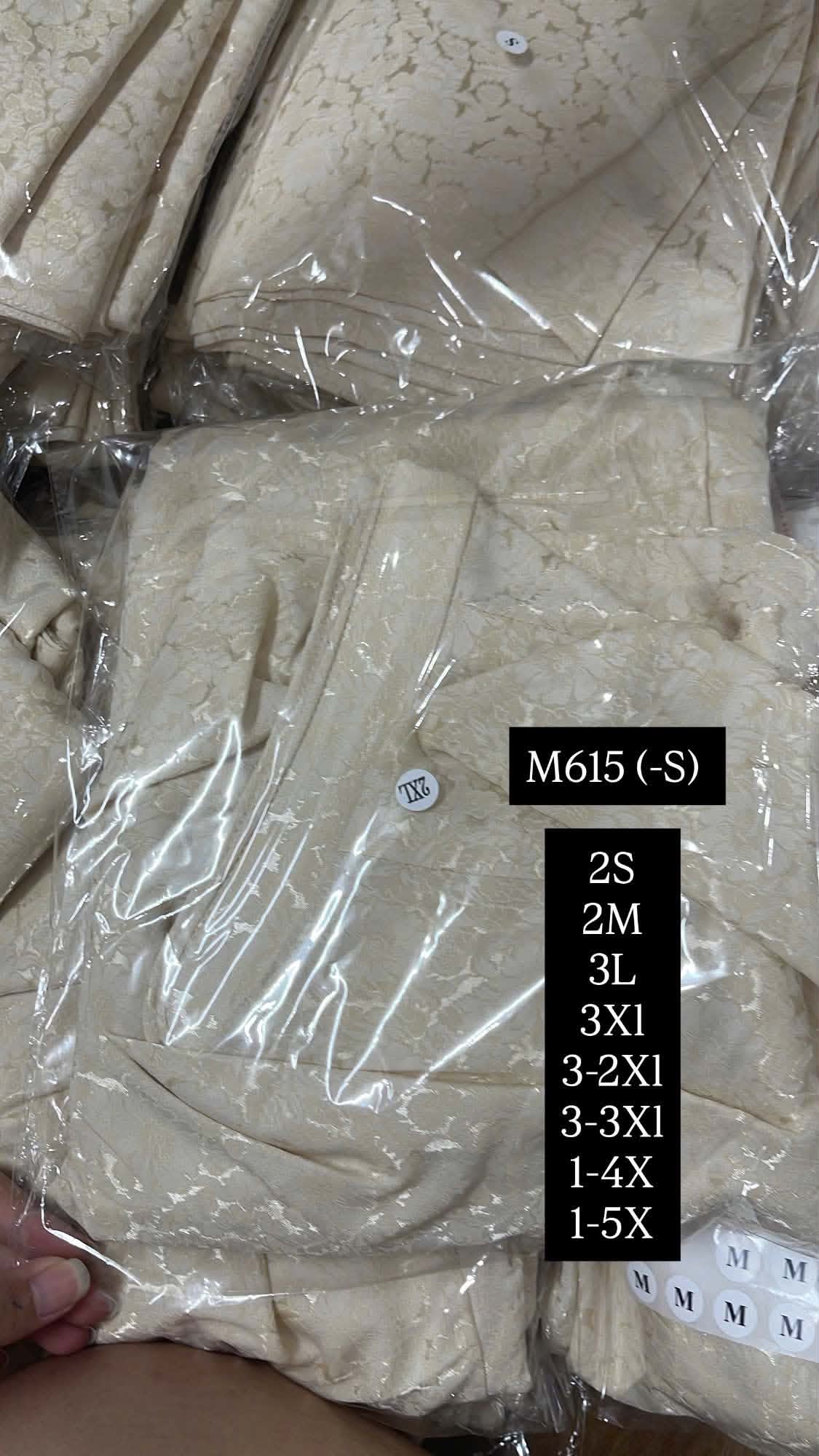 M615 Áo + quần cùng chất - Áo dài lụa gấm hoa cúc màu trắng kem