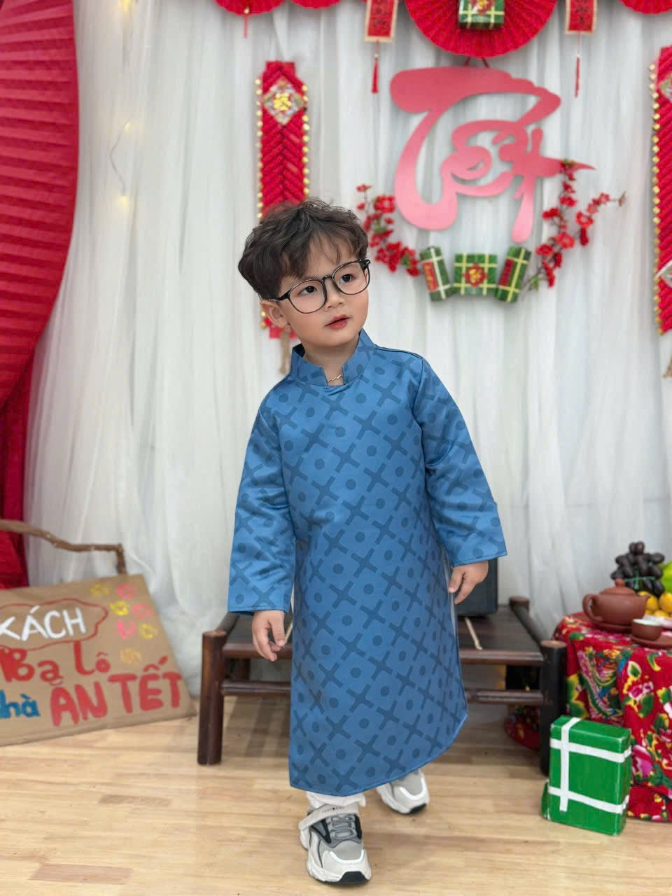 BT51 Áo only - Áo dài bé trai màu xanh lục bảo