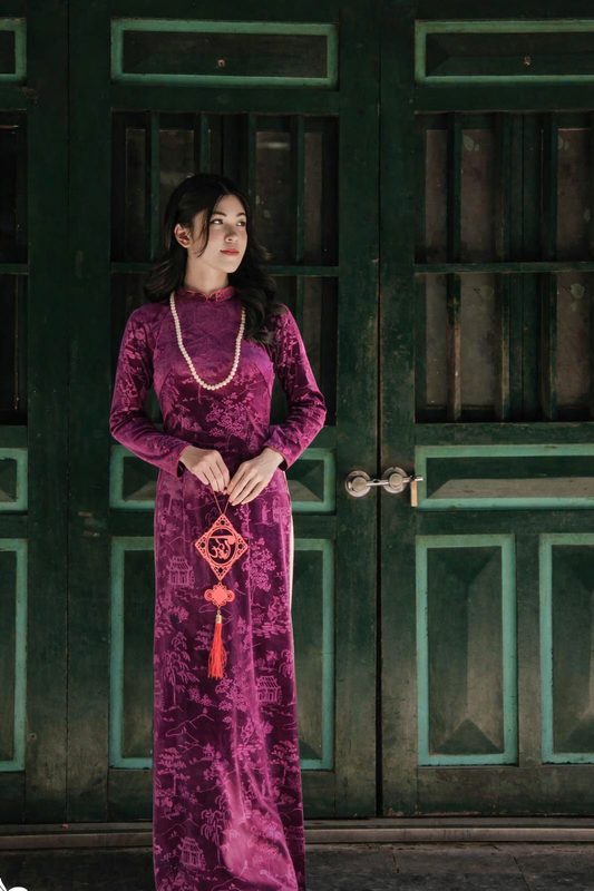 N62 Only áo - Áo nhung hoa văn thủy mặc màu tím cẩm