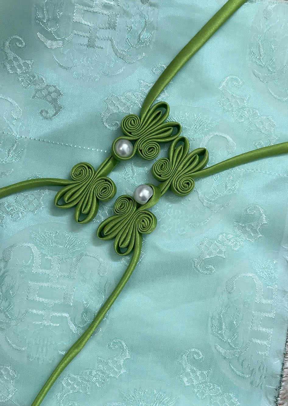 HD47 Áo only no pants - Áo dài dáng suông 4 tà lụa nha xá (nơ màu xanh lá mạ)